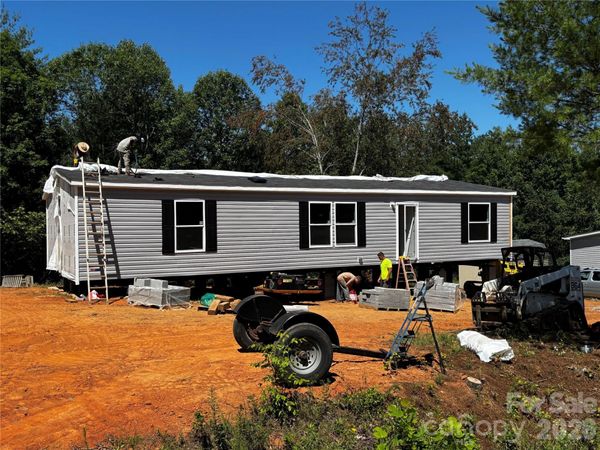4277 Chinquapin Circle , Lenoir, NC 28645