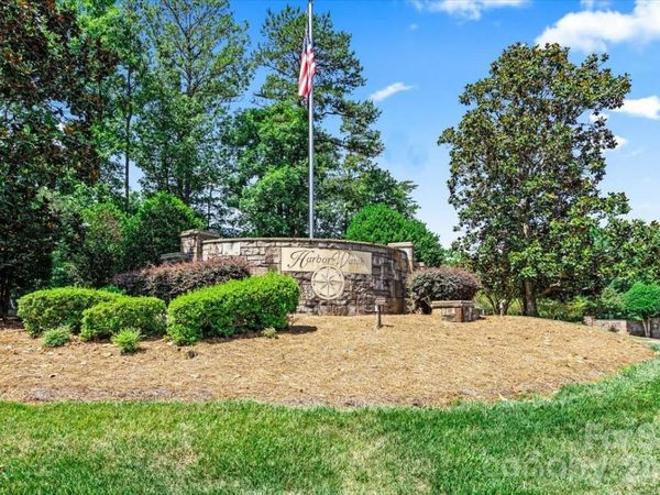 113 N Harbor Watch Drive , Statesville, NC 28677