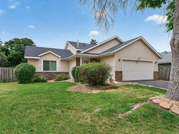 6709 Brunswick Avenue N, Brooklyn Park, MN 55429