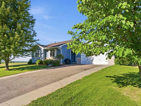 121 Shire Road N, Watkins, MN 55389
