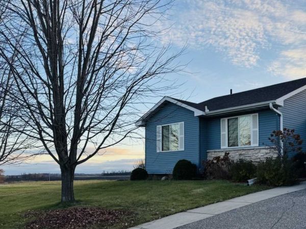 121 Shire Road N, Watkins, MN 55389