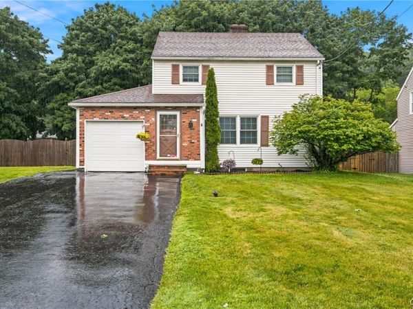108 Ormsby Drive , Syracuse, NY 13219