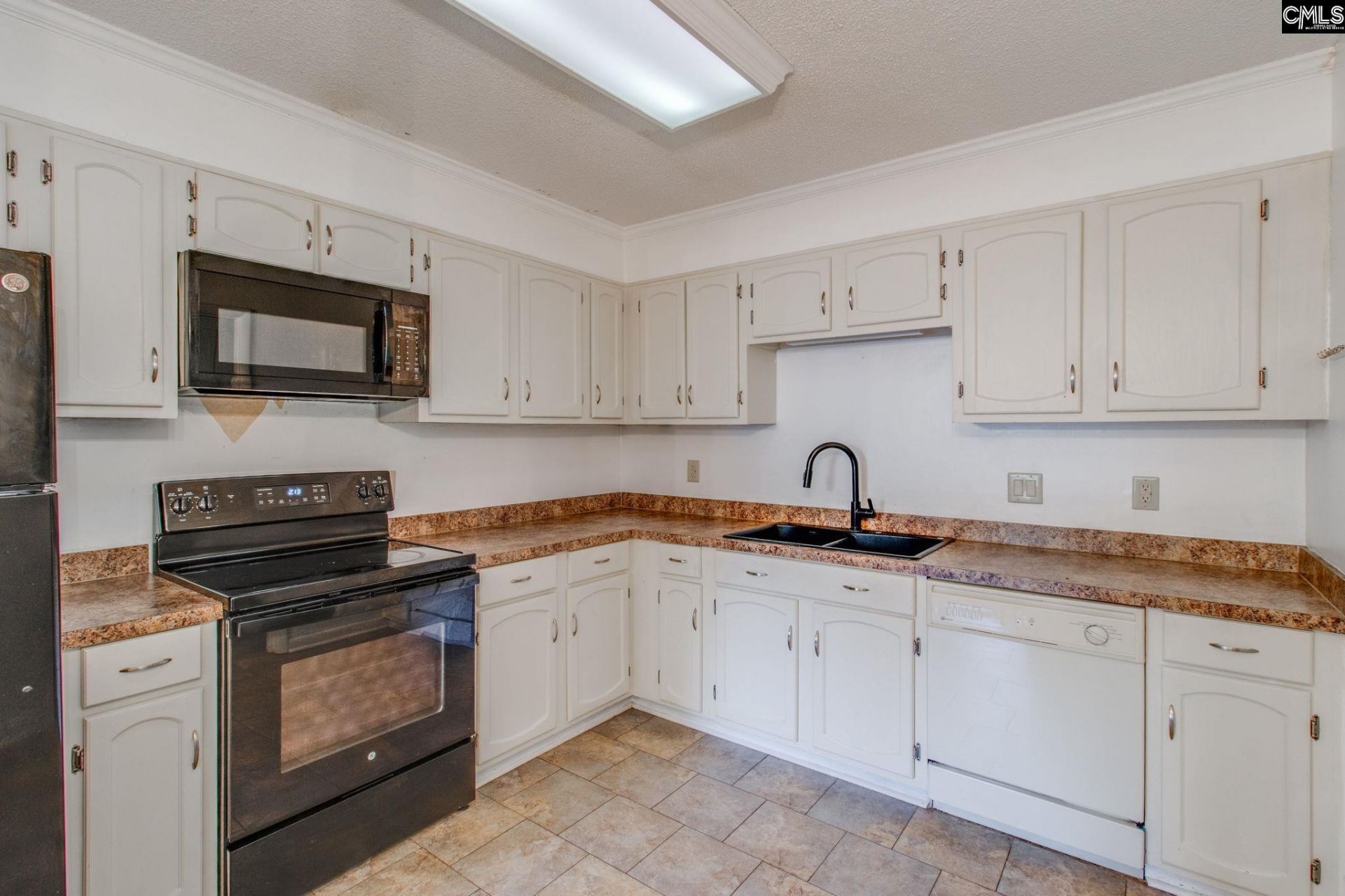 361 Rutledge Place  Photo 5