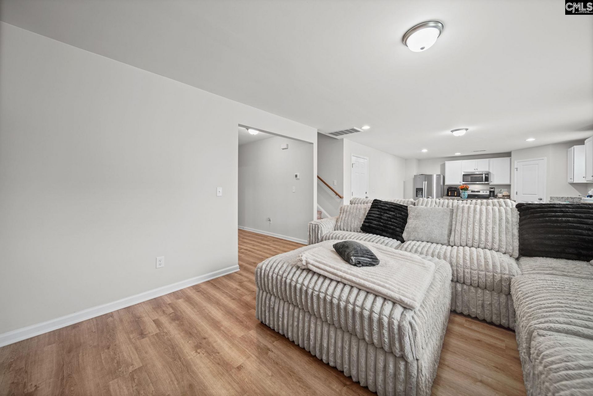 182 Carriagebrook Circle  Photo 6