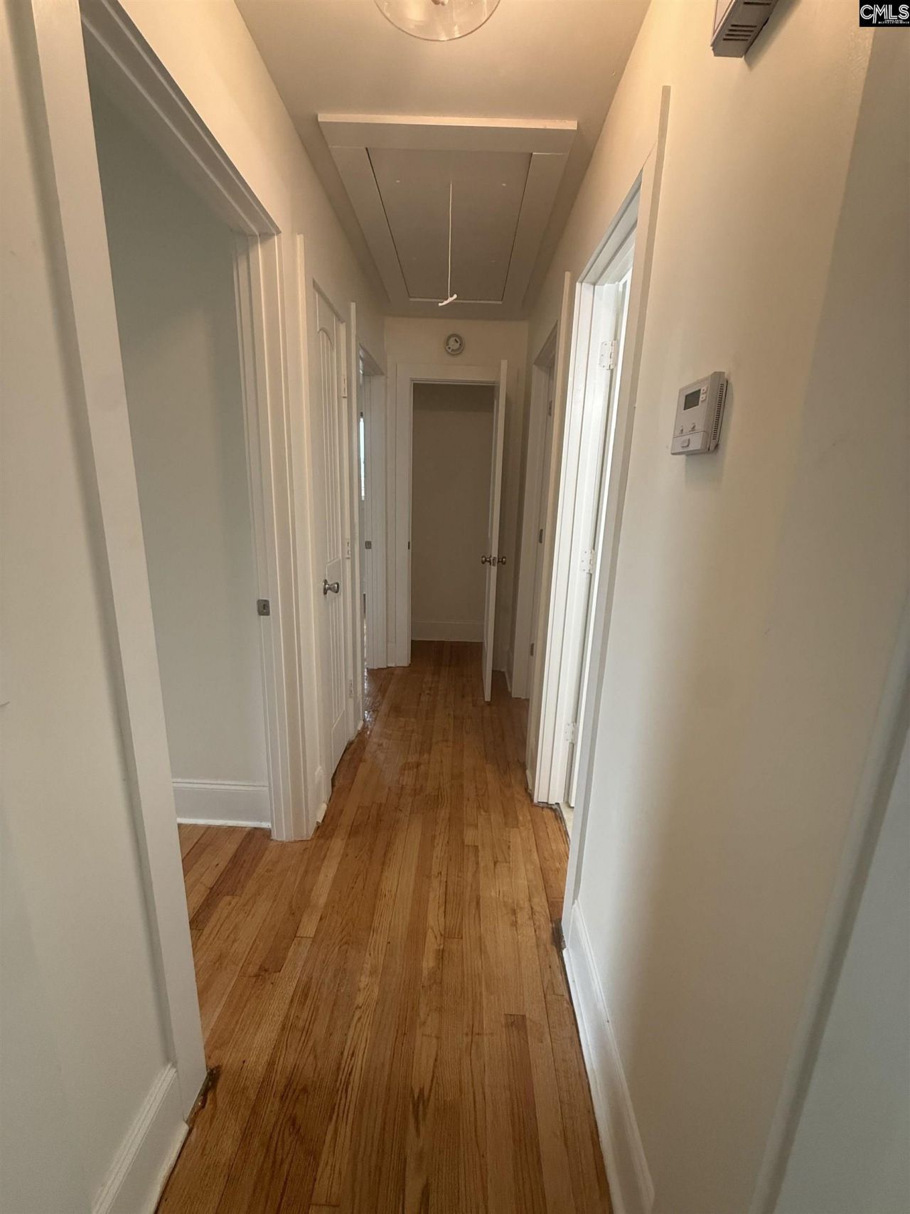 916 Newnham Drive  Photo 10