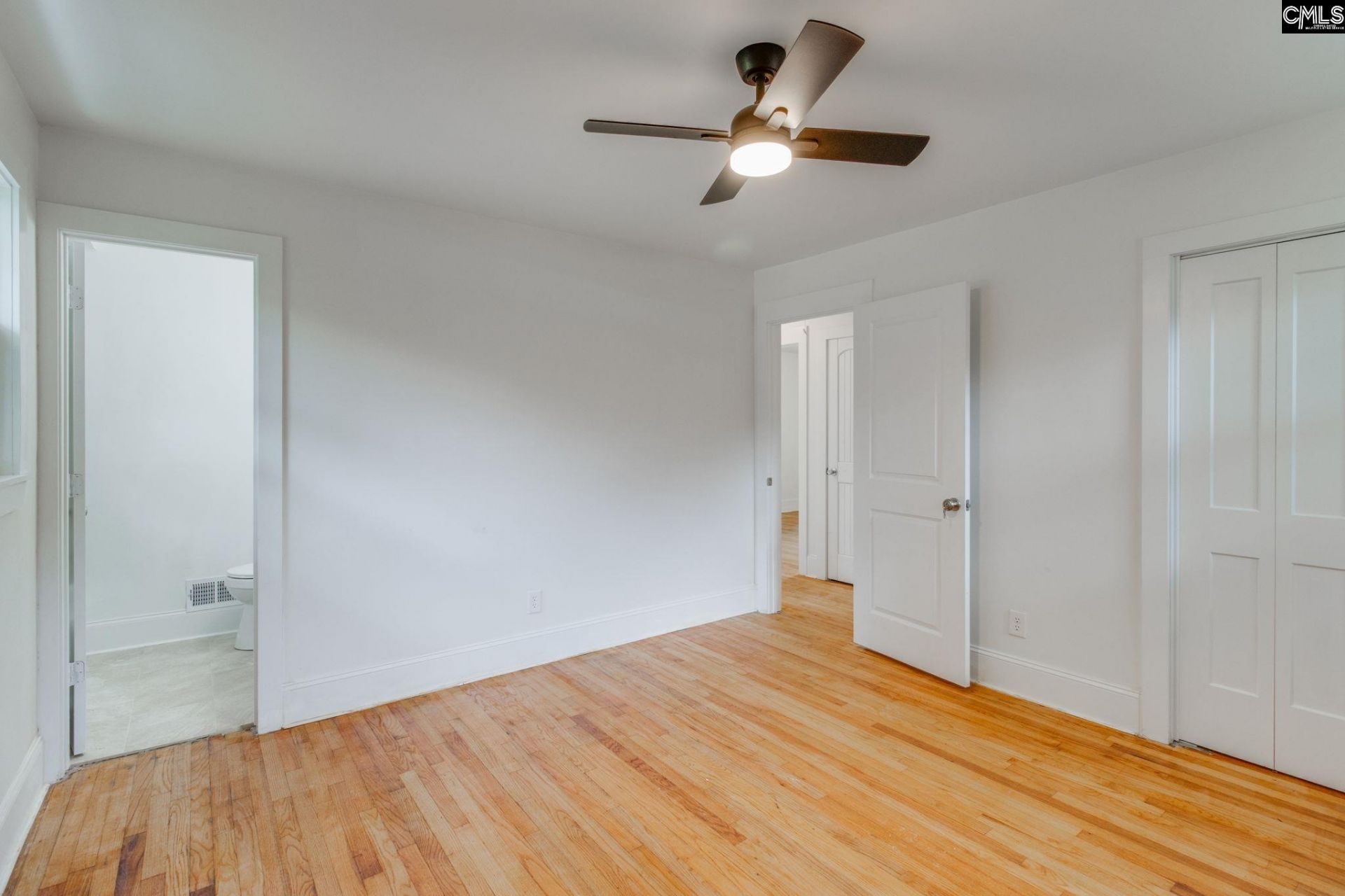 916 Newnham Drive Photo 21