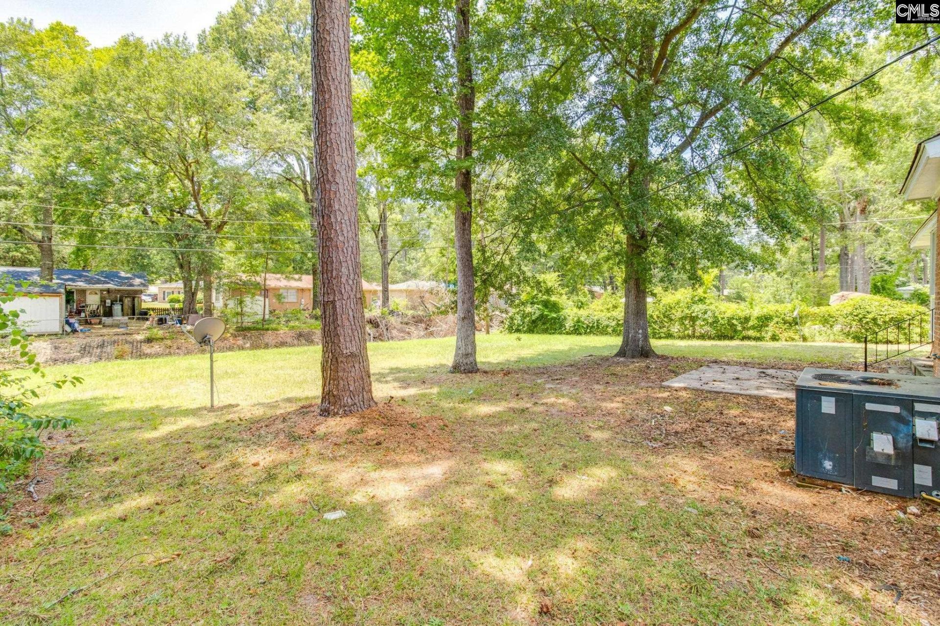 916 Newnham Drive Photo 31