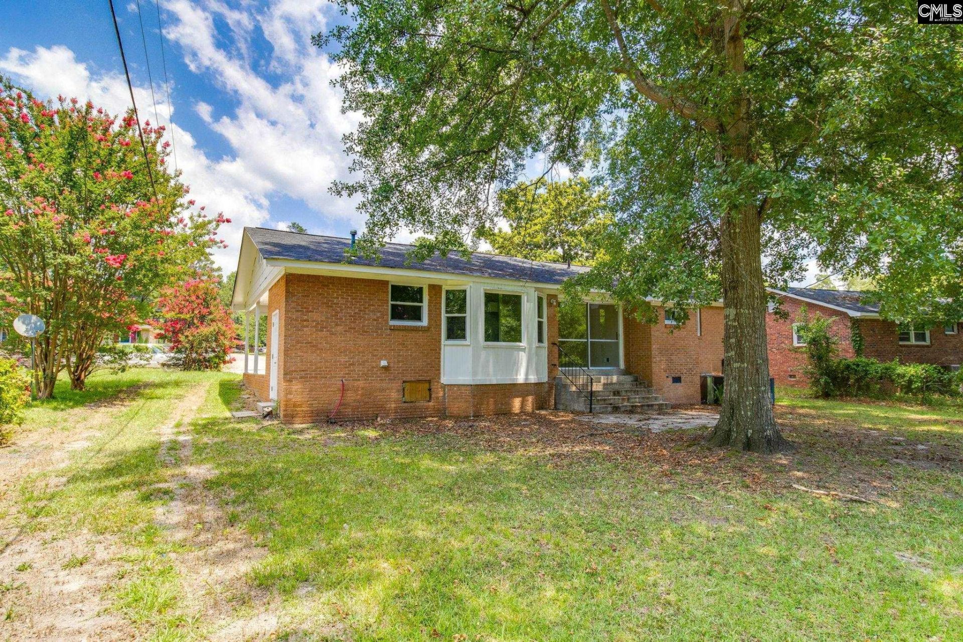 916 Newnham Drive Photo 33
