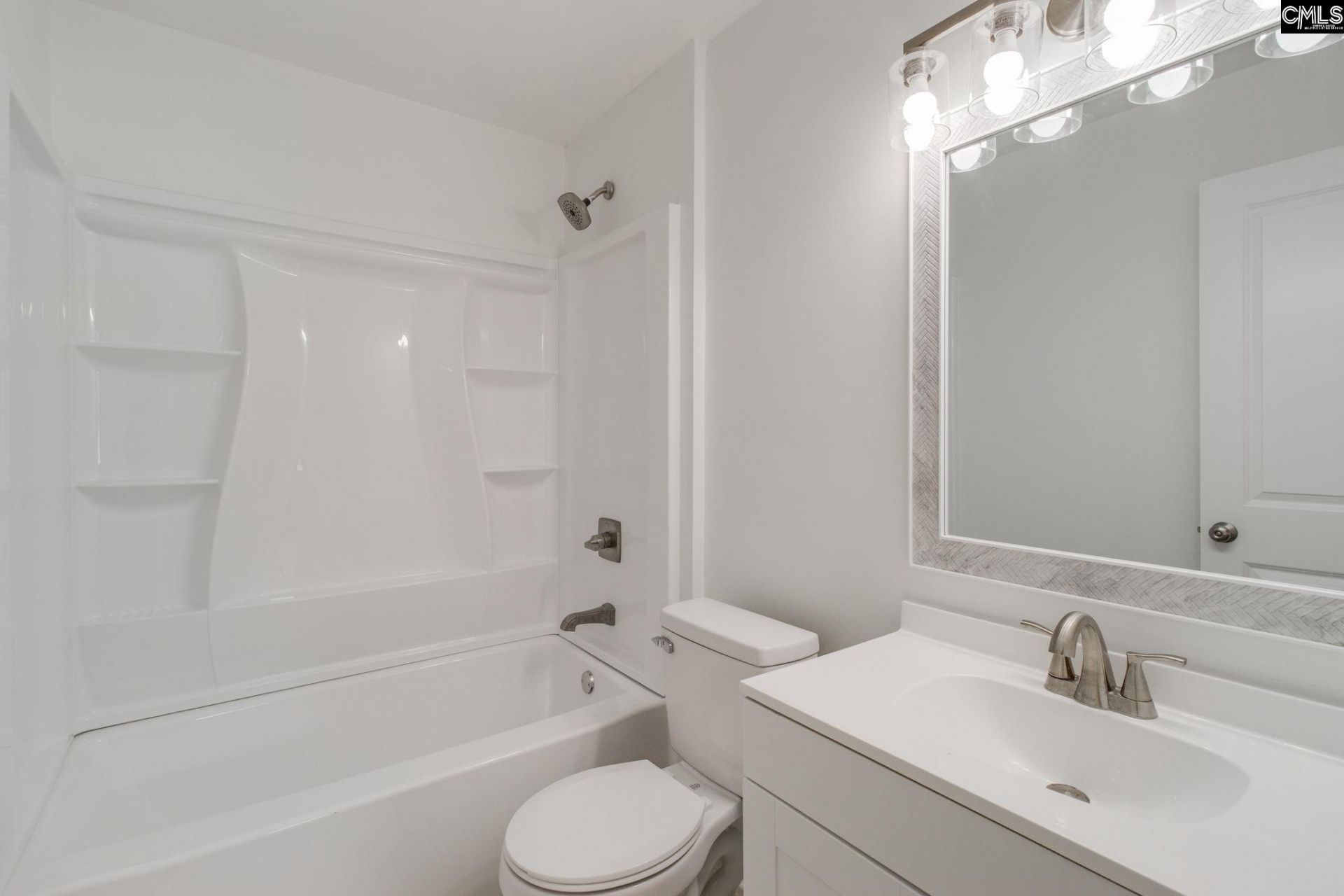 916 Newnham Drive Photo 33