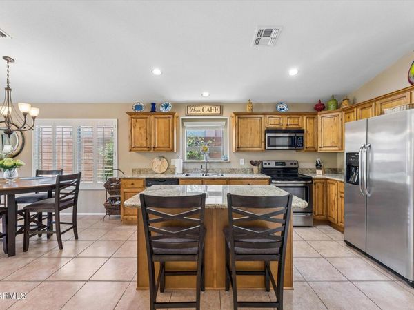 28907 N NOBEL Road, Phoenix, AZ 85085