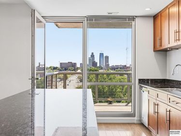 3201 Dodge Court, Unit 5406, Omaha, NE 68131