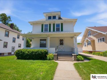 2424 N 45th Avenue, Omaha, NE 68104