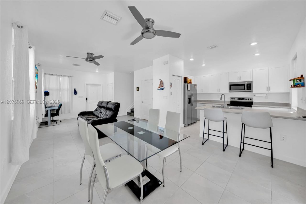 2632 SE 11th Ct , Homestead, FL 33035 Photo