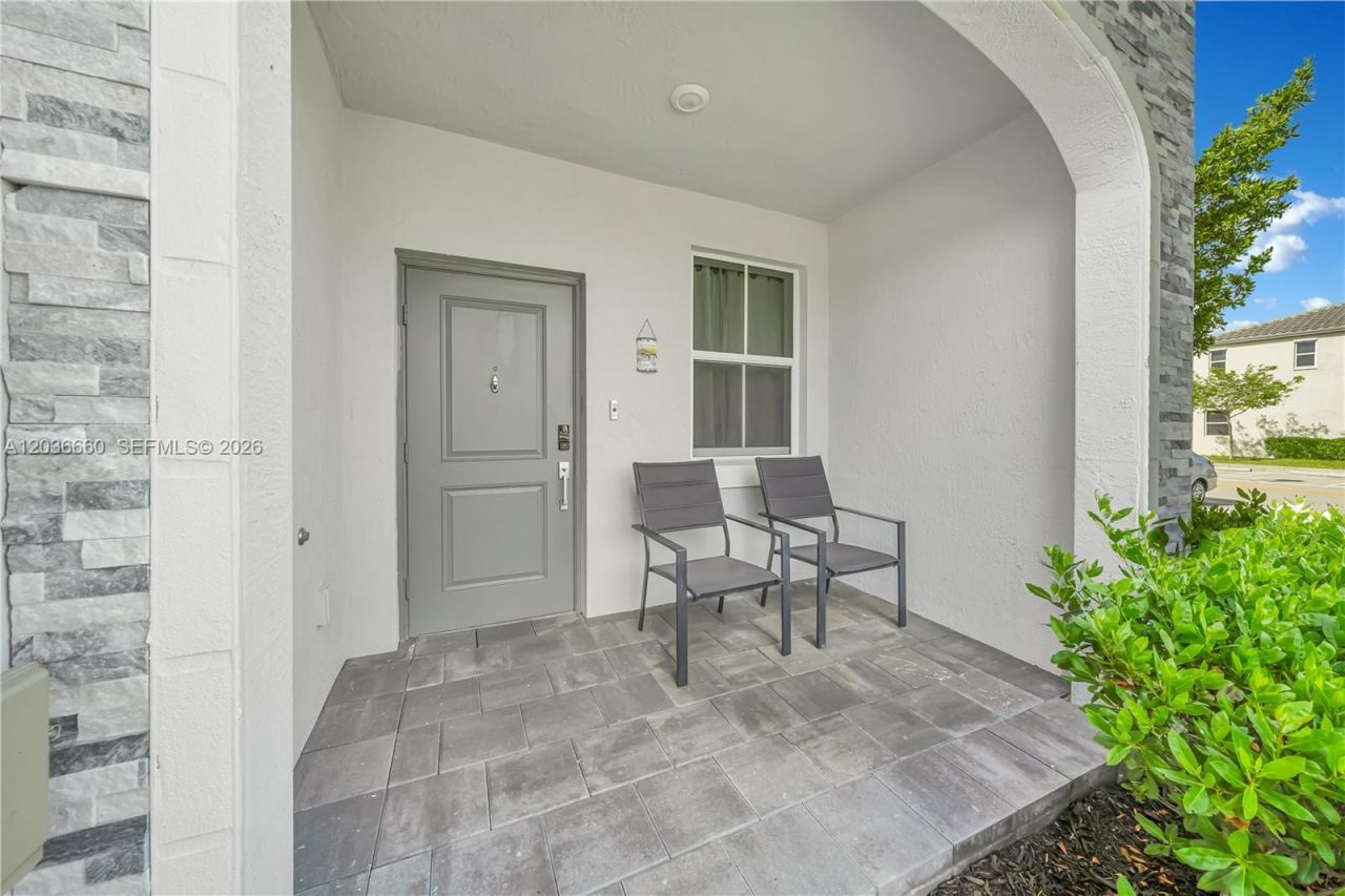 2632 SE 11th Ct , Homestead, FL 33035 Photo