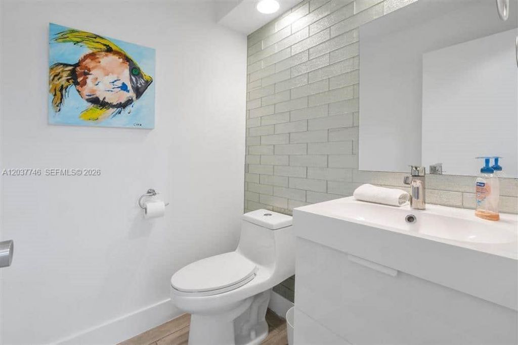 234 Waterside Dr , Unit 234, Hypoluxo, FL 33462 Photo