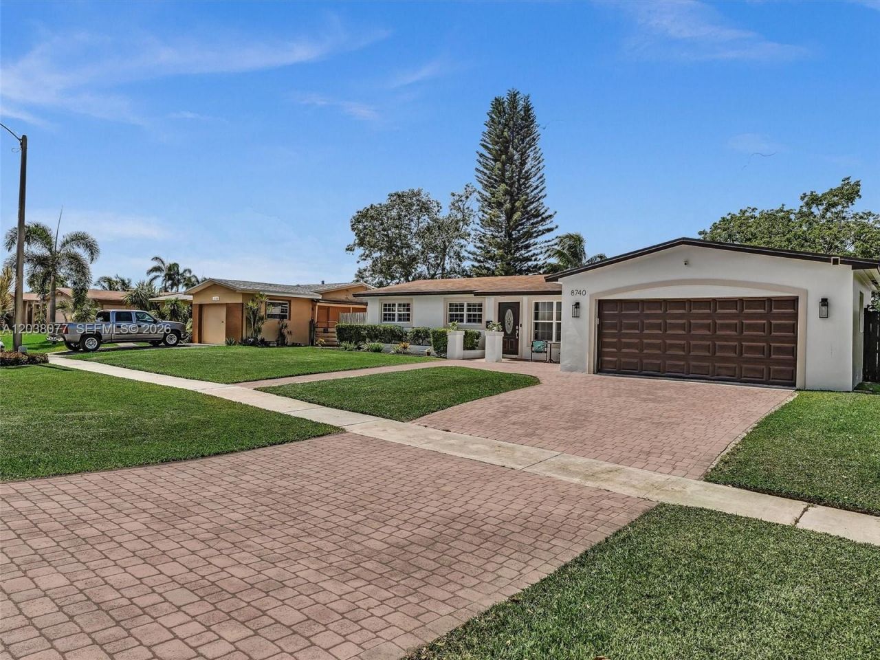 8740 Pasadena Blvd , Pembroke Pines, FL 33024 Photo