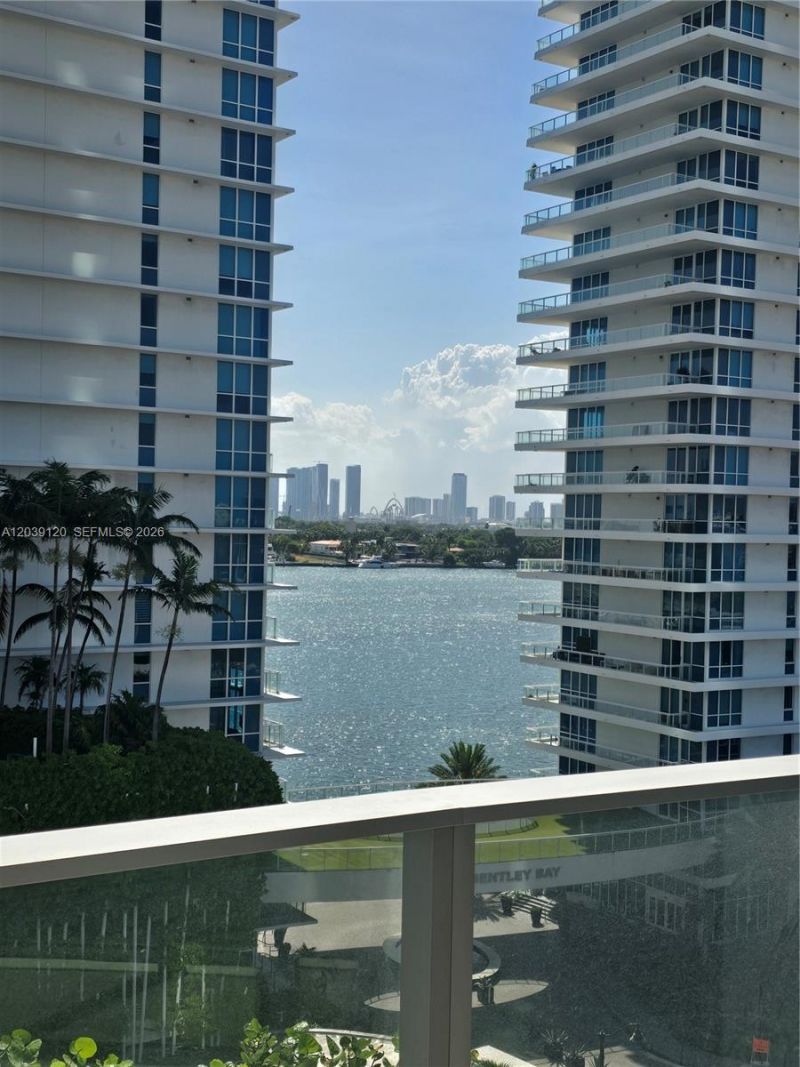500 Alton Rd , Unit 904, Miami Beach, FL 33139 Photo
