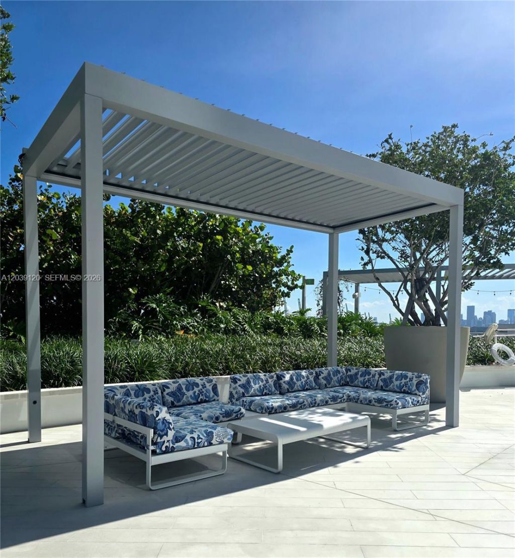 500 Alton Rd , Unit 904, Miami Beach, FL 33139 Photo