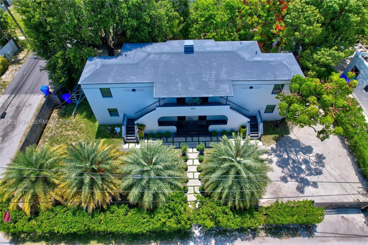 8270 NE 1st Pl , Unit 2, Miami, FL 33138 Photo