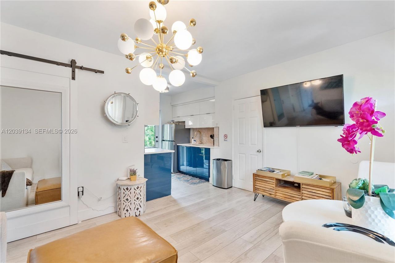8270 NE 1st Pl , Unit 3, Miami, FL 33138 Photo