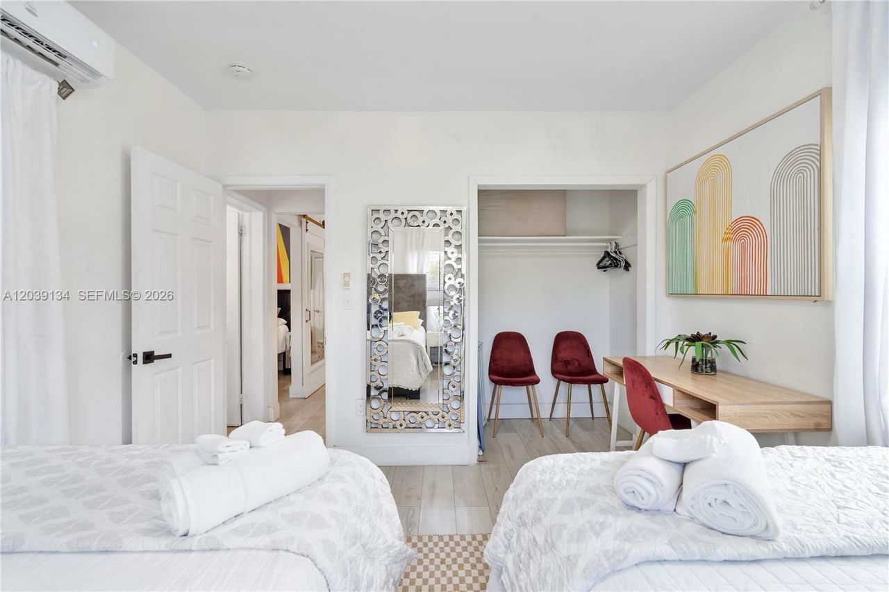 8270 NE 1st Pl , Unit 3, Miami, FL 33138 Photo