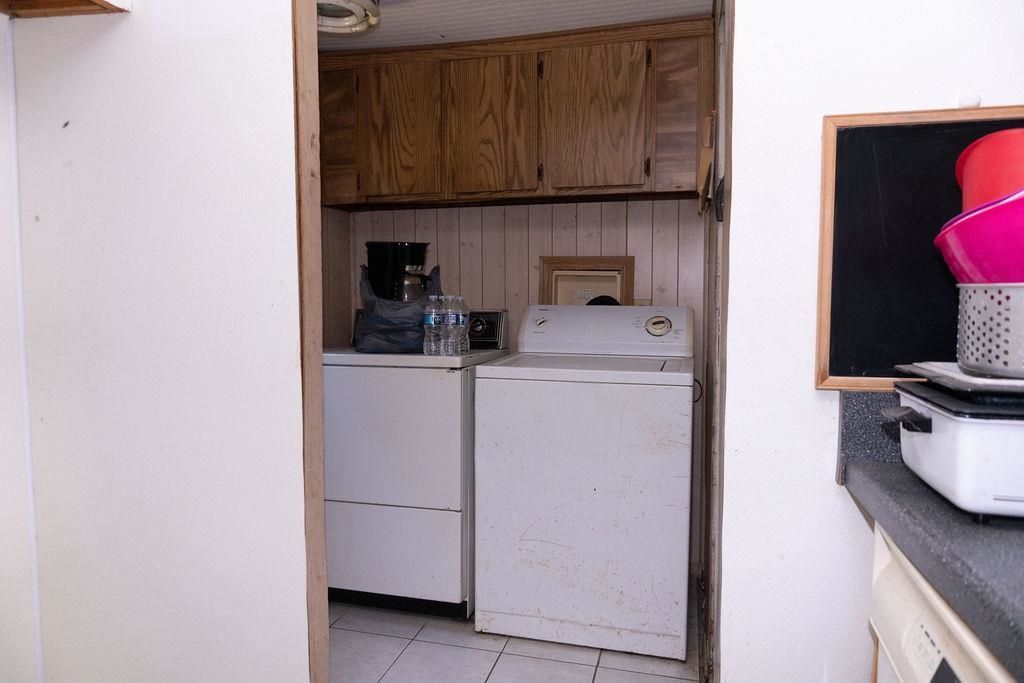 1175 Pond View Dr.  Photo 17