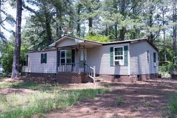 1175 Pond View Dr.  photo 4