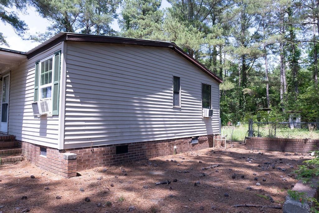 1175 Pond View Dr.  Photo 21