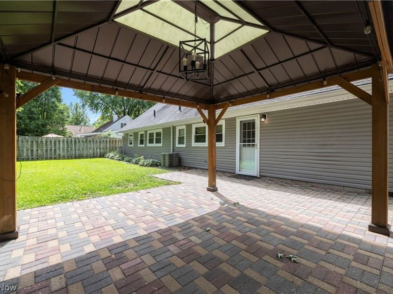 4905 Pinewood Drive, Sheffield Lake, OH 44054 Photo 30