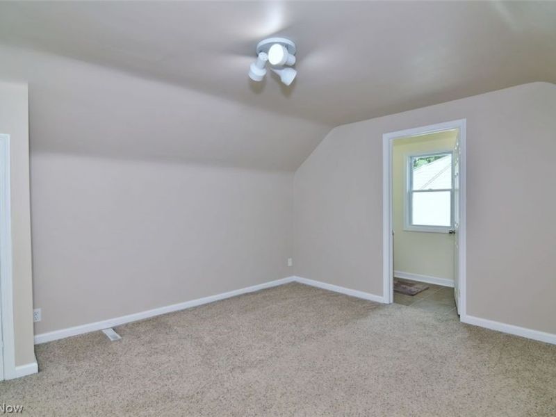 1190 Belrose Avenue, Mayfield Heights, OH 44124 Photo 29