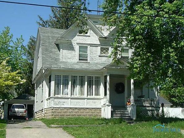 318 S Park Avenue , Fremont, OH 43420
