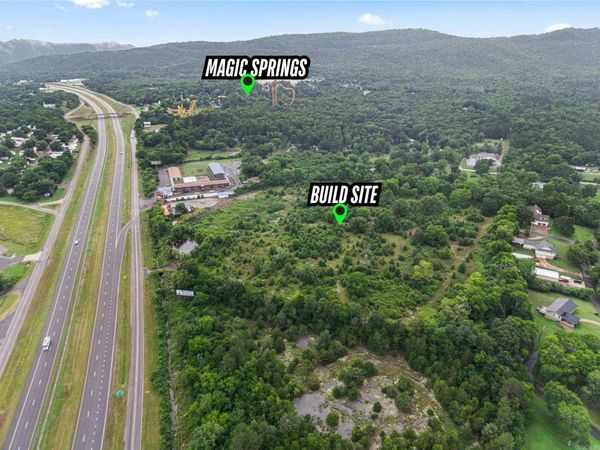 1873 E Grand , Hot Springs, AR 71901