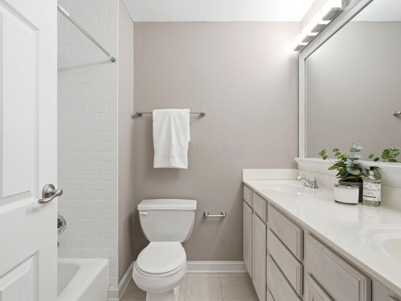1375 Bluff Avenue, Unit B, Columbus, OH 43212 Photo 16