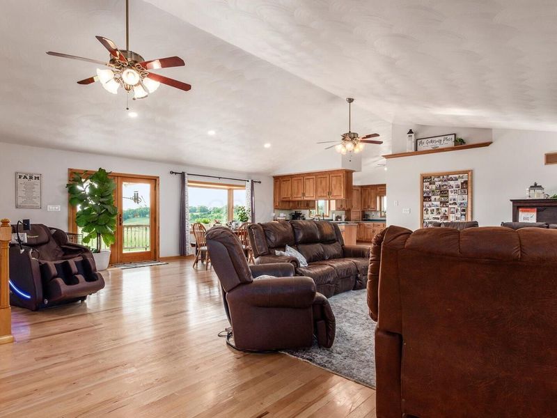 10550 County Rd 53 Road , Somerset, OH 43783 Photo 11