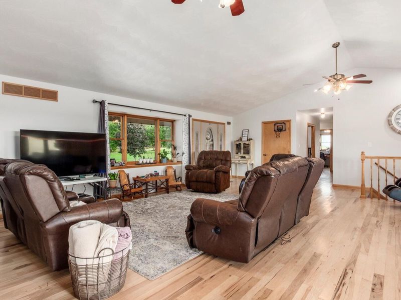 10550 County Rd 53 Road , Somerset, OH 43783 Photo 15