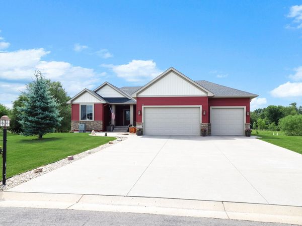 2423 Jewel Street, Saint Augusta, MN 56301