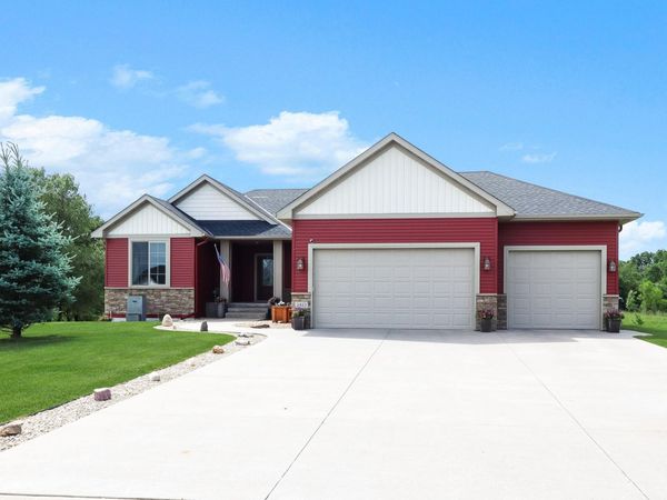 2423 Jewel Street, Saint Augusta, MN 56301