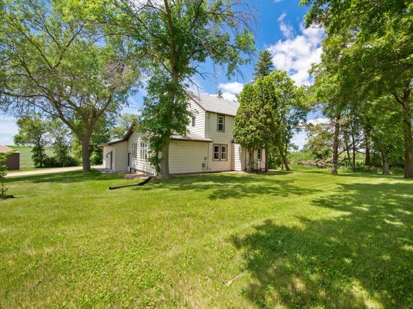 21500 Hayward Avenue, Faribault, MN 55021