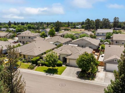 714 Elk Hills Dr, Galt, CA 95632 Photo