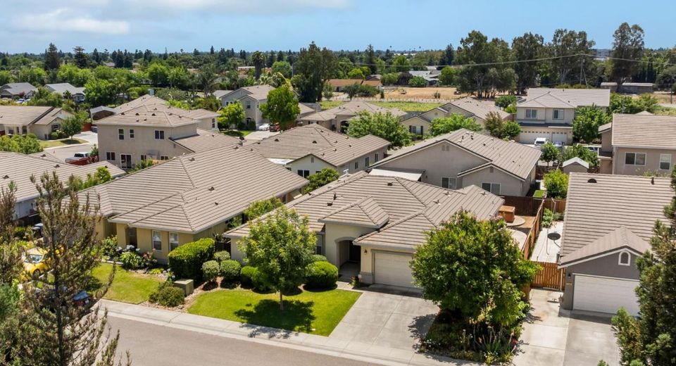 714 Elk Hills Dr, Galt, CA 95632 Photo