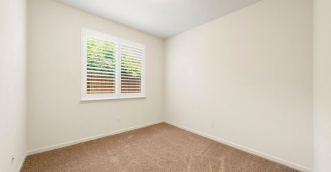 714 Elk Hills Dr, Galt, CA 95632 Photo