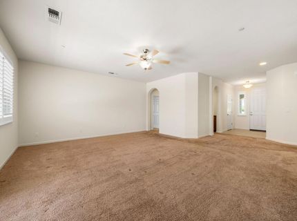 714 Elk Hills Dr, Galt, CA 95632 Photo