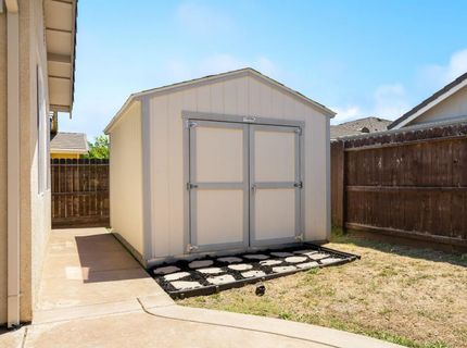 714 Elk Hills Dr, Galt, CA 95632 Photo