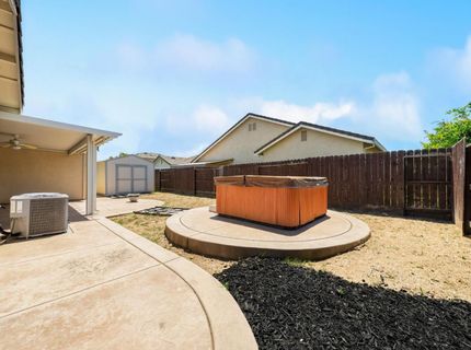714 Elk Hills Dr, Galt, CA 95632 Photo