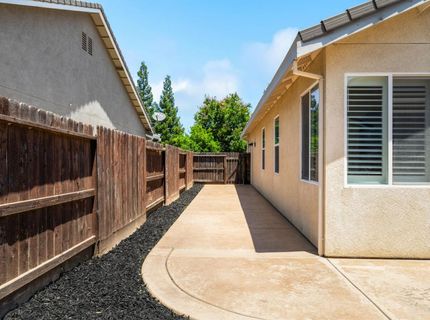 714 Elk Hills Dr, Galt, CA 95632 Photo