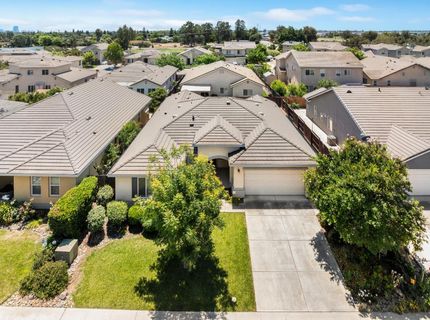 714 Elk Hills Dr, Galt, CA 95632 Photo