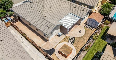 714 Elk Hills Dr, Galt, CA 95632 Photo