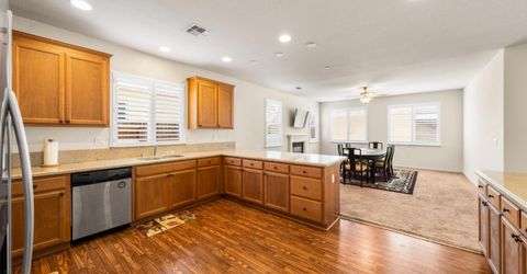 714 Elk Hills Dr, Galt, CA 95632 Photo