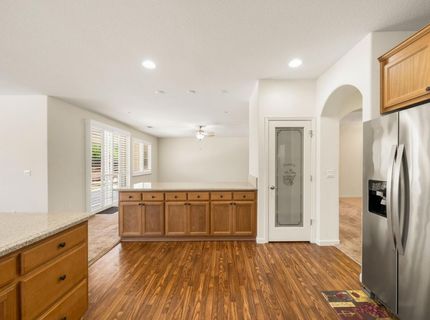 714 Elk Hills Dr, Galt, CA 95632 Photo