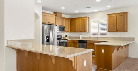 714 Elk Hills Dr, Galt, CA 95632 Photo